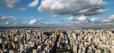 Foto da cidade de São Paulo, ilustrando post sobre Plano Diretor Municipal.