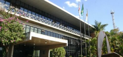 Câmara Municipal de Belo Horizonte, em foto que ilustra post sobre as fases do processo legislativo. Reprodução: CMBH