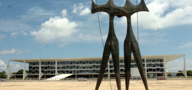 Separação de poderes, representado pela foto da praça dos 3 poderes, em Brasília. Foto: EBC.