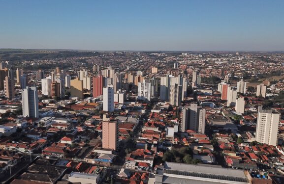 - Crédito da foto em destaque: Prefeitura de Limeira/SP.